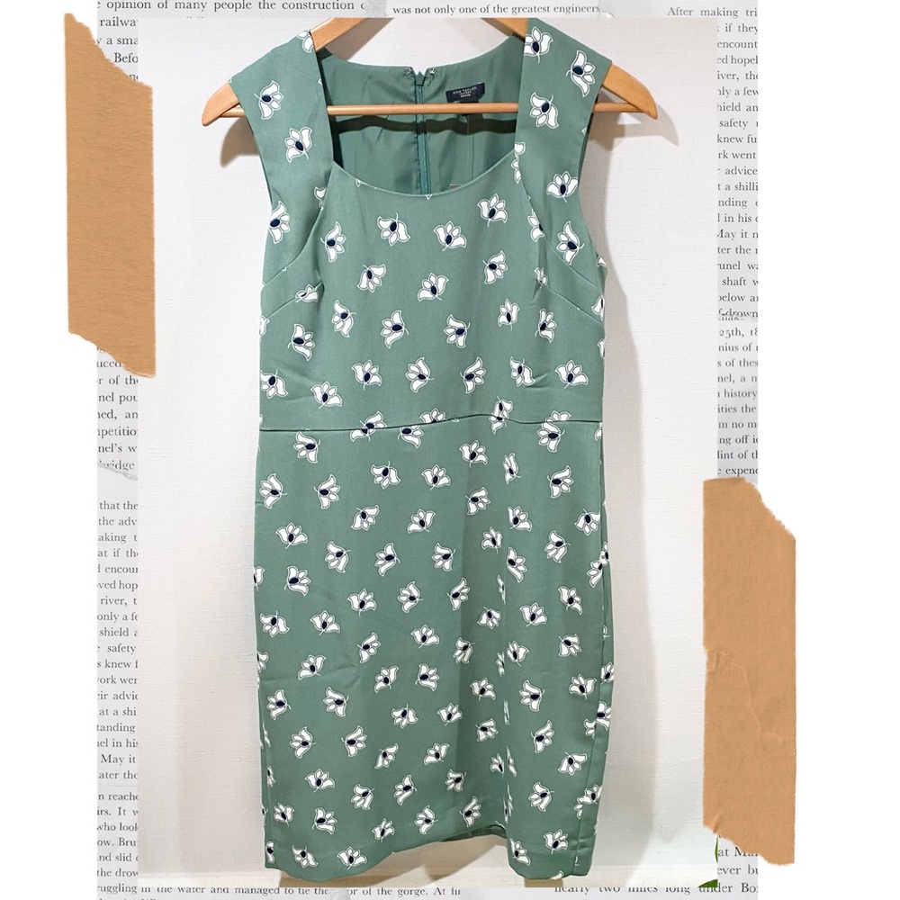 NEW Ann Taylor Petite Floral Boatneck Sheath Dress - Picture 2 of 5